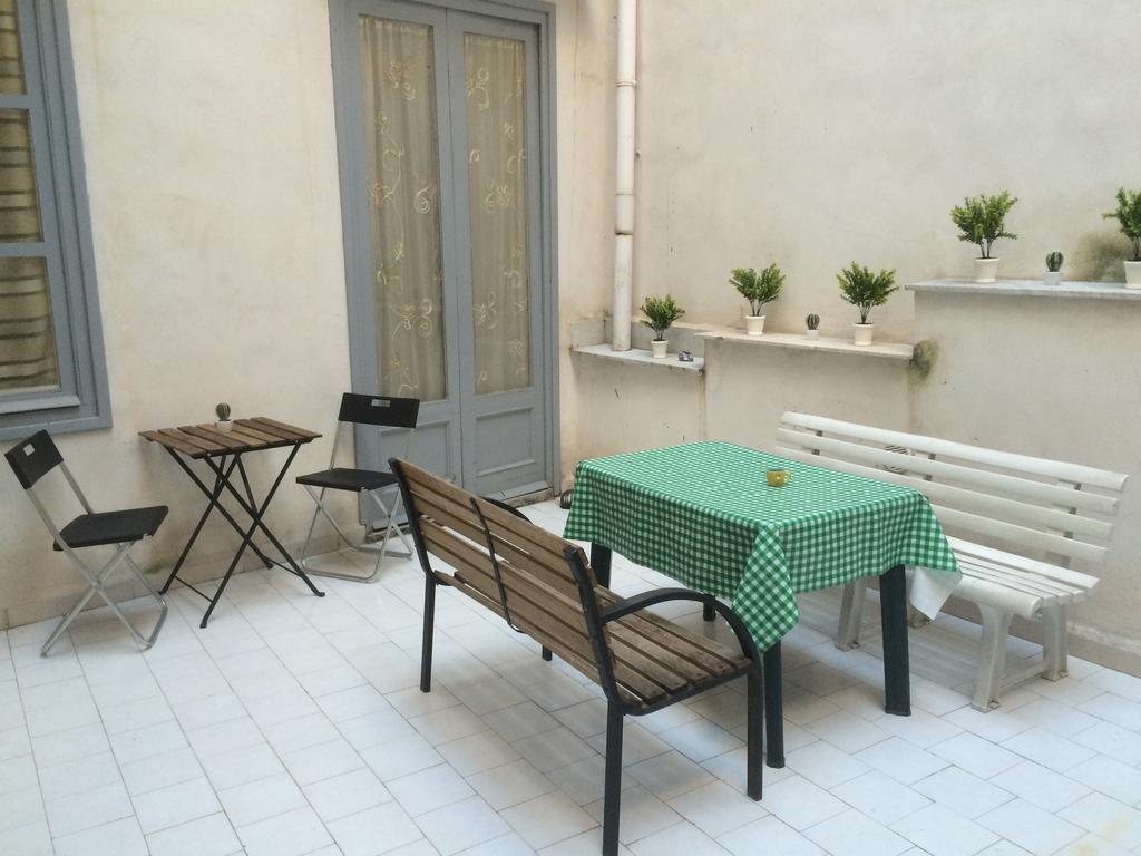 Vespa B&B Palermo Bagian luar foto