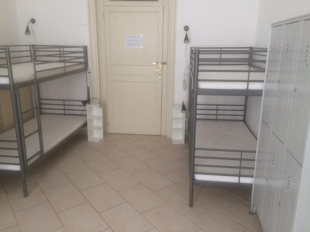 Vespa B&B Palermo Bagian luar foto