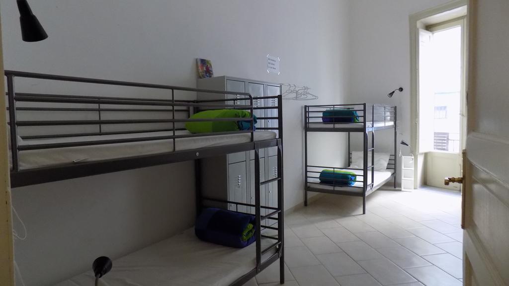 Vespa B&B Palermo Bagian luar foto